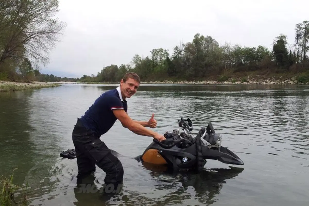 BMW GS, unstoppable. O quasi! (2)