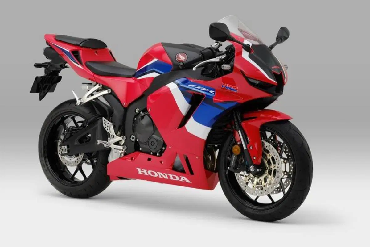 Honda CBR600RR 2021: niente Europa? (Nuove foto) (13)