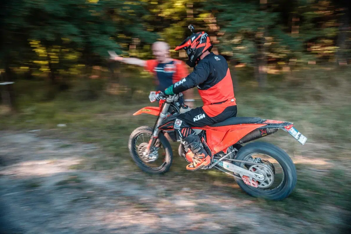 Trofeo Enduro KTM/Husqvarna: grande ripartenza da Salice Terme con 340 moto (4)