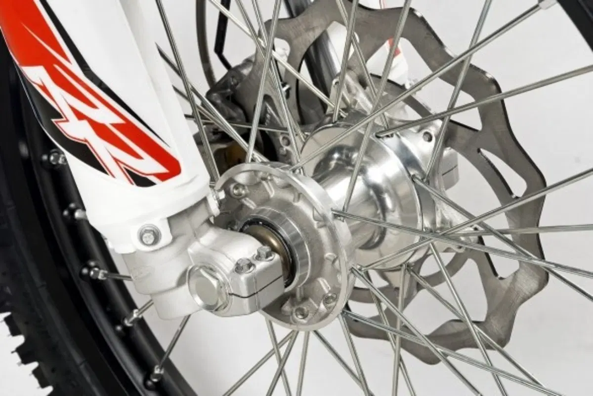 La gamma Beta Enduro 2013. Arrivano anche i 2 tempi! (5)