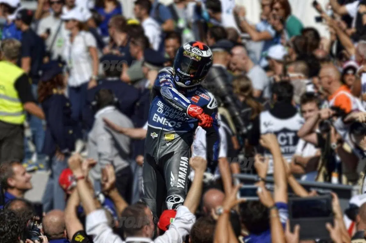 Le foto più emozionanti del GP di Misano (37)