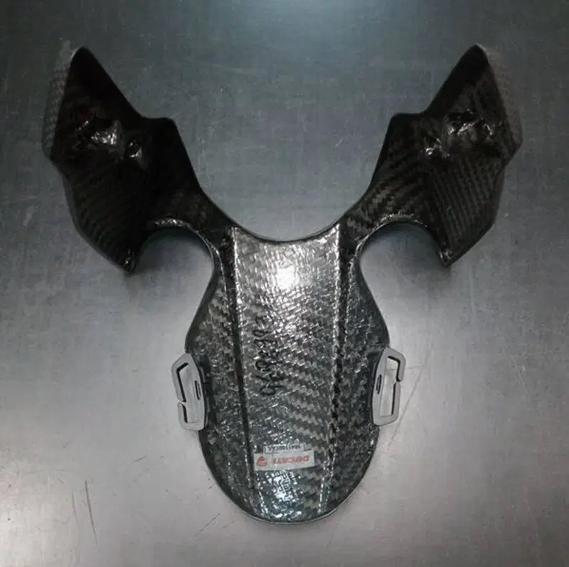 Paraf ant carbonio HYP Ducati (7)
