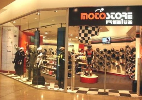 Abbigliamento e accessori: apre a Cinisello Balsamo (MI) Motostore Premium