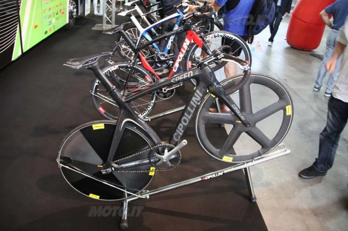 EICA 2012 Verona: la bici c’è, lo show è in arrivo (87)