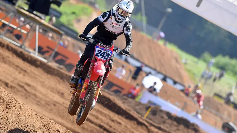 MX 2020. Gajser: "Felice per la vittoria. Errori nella seconda gara"