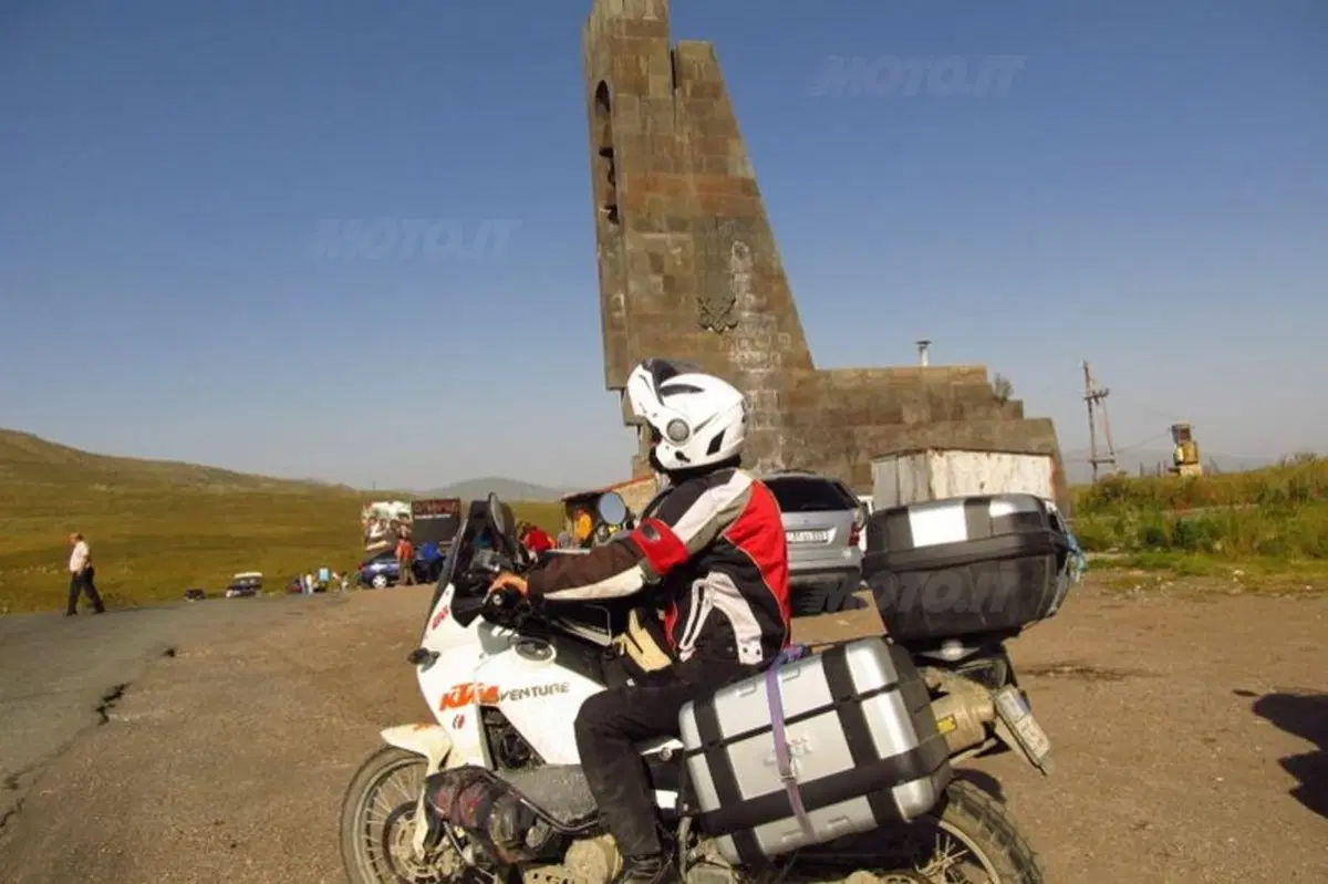Viaggi. Moto Raid Georgia e Armenia  (13)