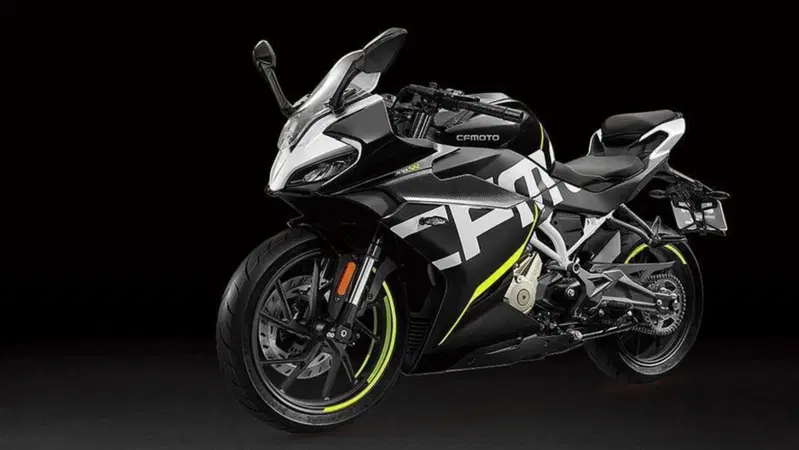 La CFMoto 300SR sar&agrave; distribuita nelle Filippine