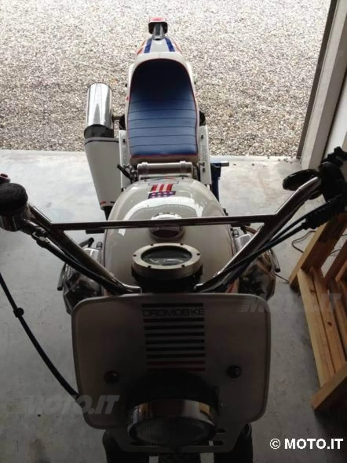 Le strane di Moto.it: Moto Guzzi V1000SP (3)