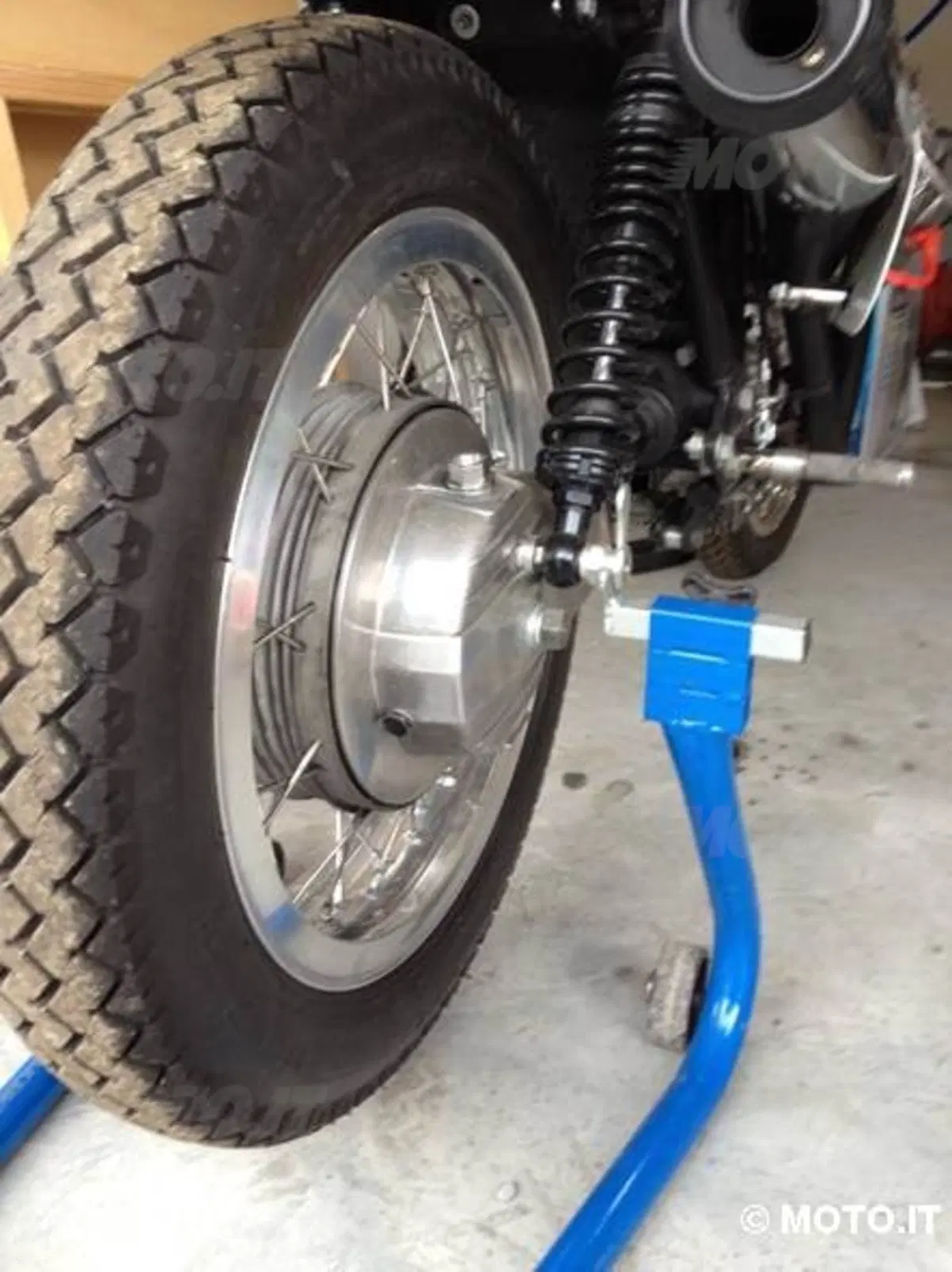 Le strane di Moto.it: Moto Guzzi V1000SP (4)