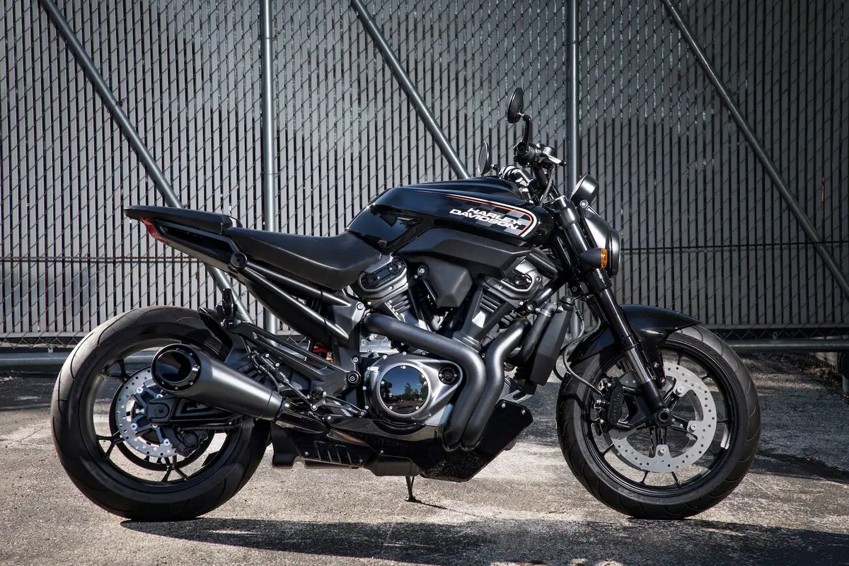 Harley-Davidson 2020: una Adventure (Pan America) e una streetfighter! (6)