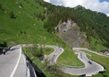 I motociclisti protestano: stop al pedaggio su Stelvio e Passi Alpini!