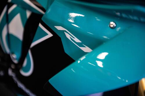 Yamaha YZF-R1 Replica Petronas MotoGP. Prezzo 56.000 euro (7)