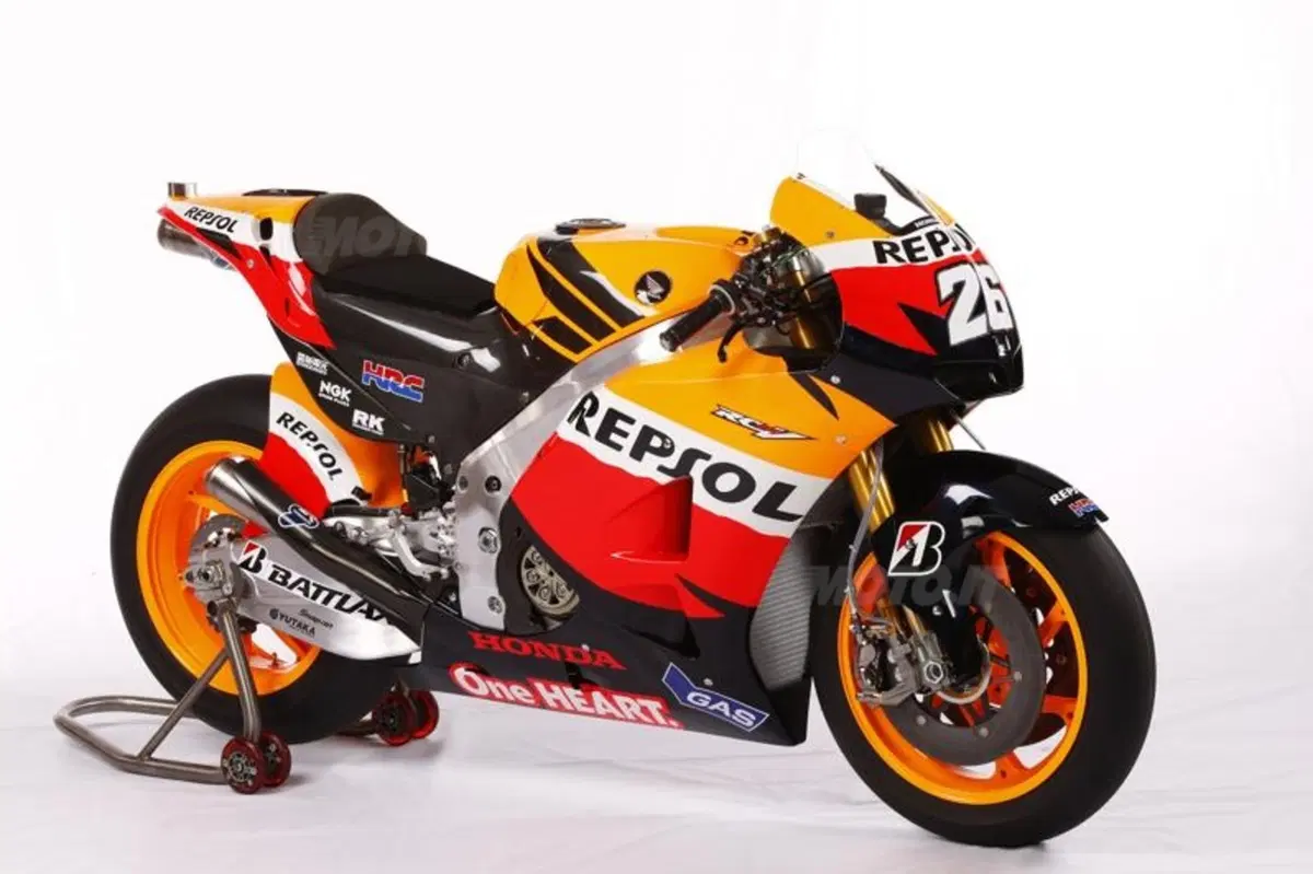 Honda: in arrivo una sportiva su base MotoGP! Sarà l’erede della mitica RC30 (11)