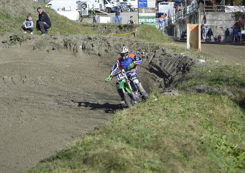 Spara con il fucile contro il crossodromo. E&#039; accaduto a Sonico