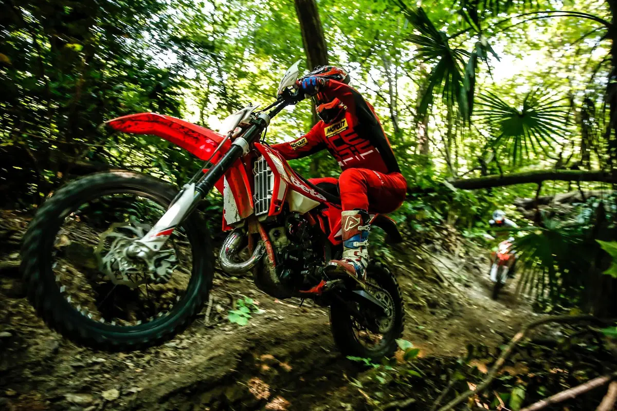 Beta Enduro 2021 TEST:125 e 300 2 tempi, 430 4 tempi. Orgoglio italiano (7)