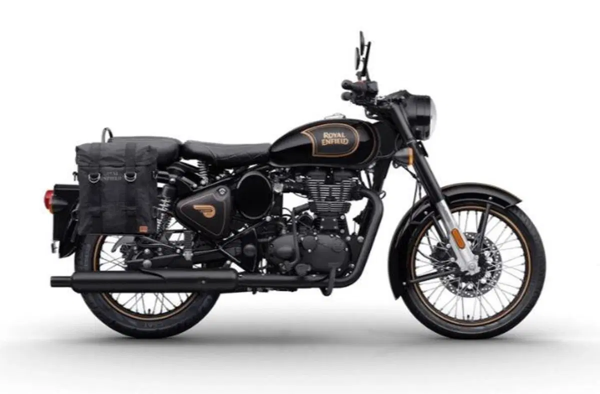 Royal Enfield Classic Tribute Black: arriva in Europa (2)