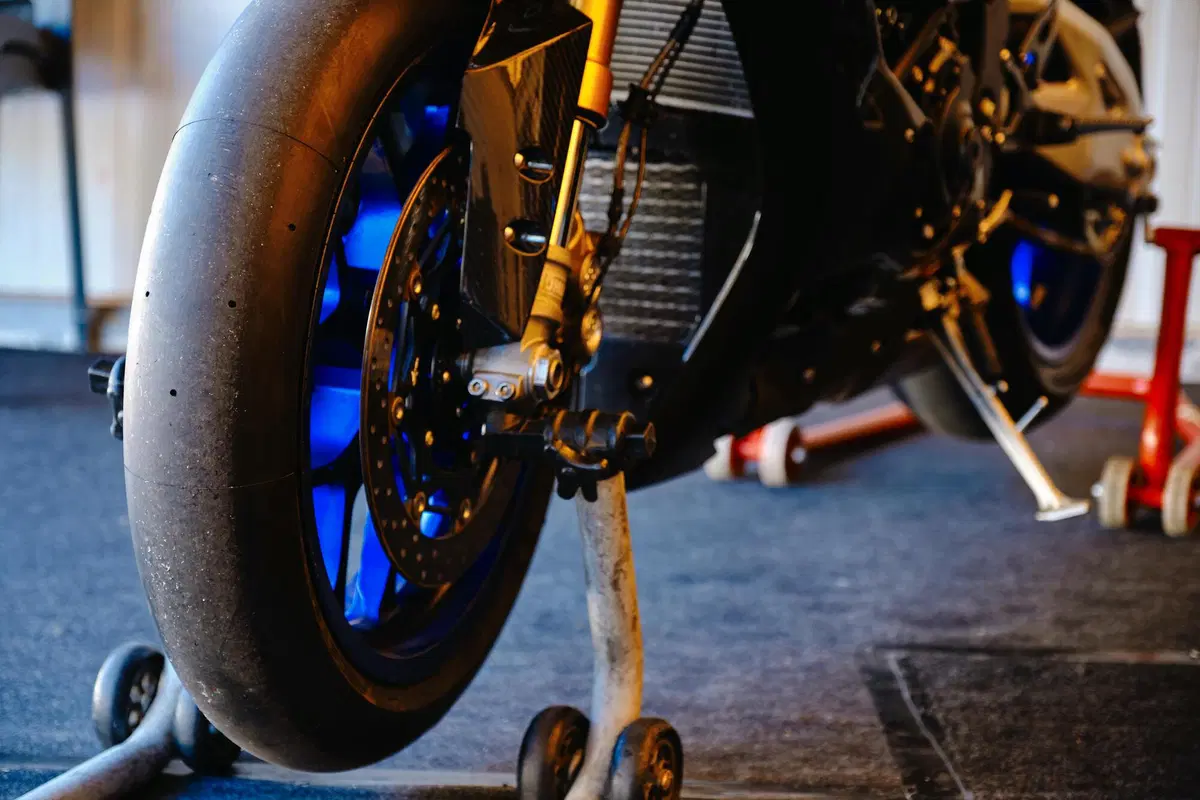 Metzeler Racetec Slick TD TEST. Le slick per tutti (2)