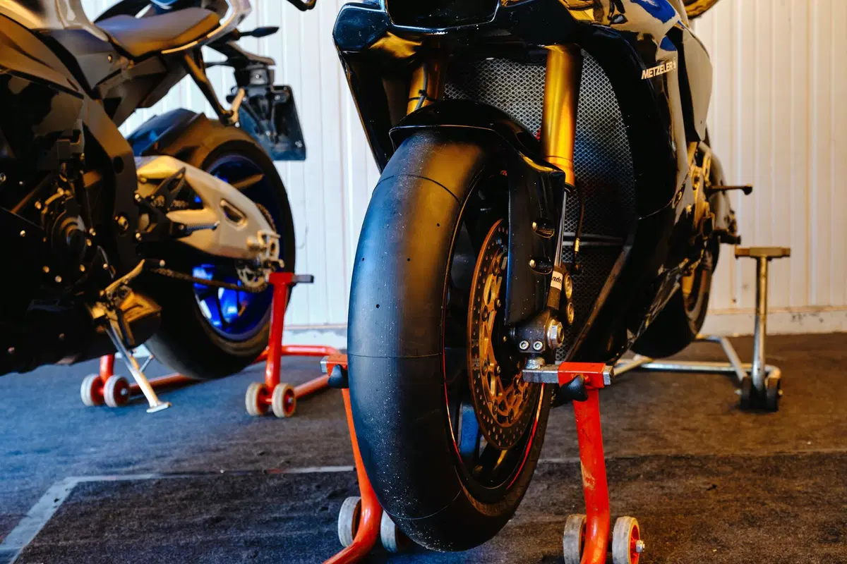 Metzeler Racetec Slick TD TEST. Le slick per tutti (3)