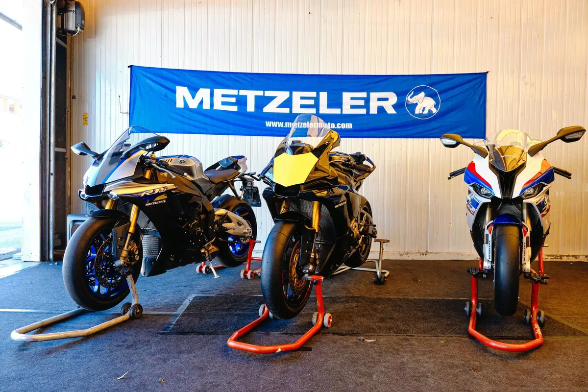 Metzeler Racetec Slick TD TEST. Le slick per tutti (5)