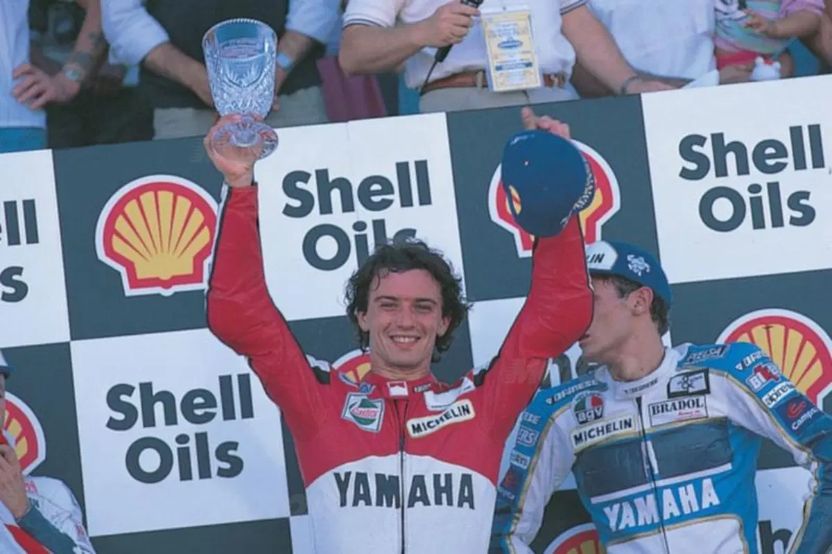 Luca Cadalora in sella alla YZR-M1 MotoGP alla 200 Miglia di Imola (11)