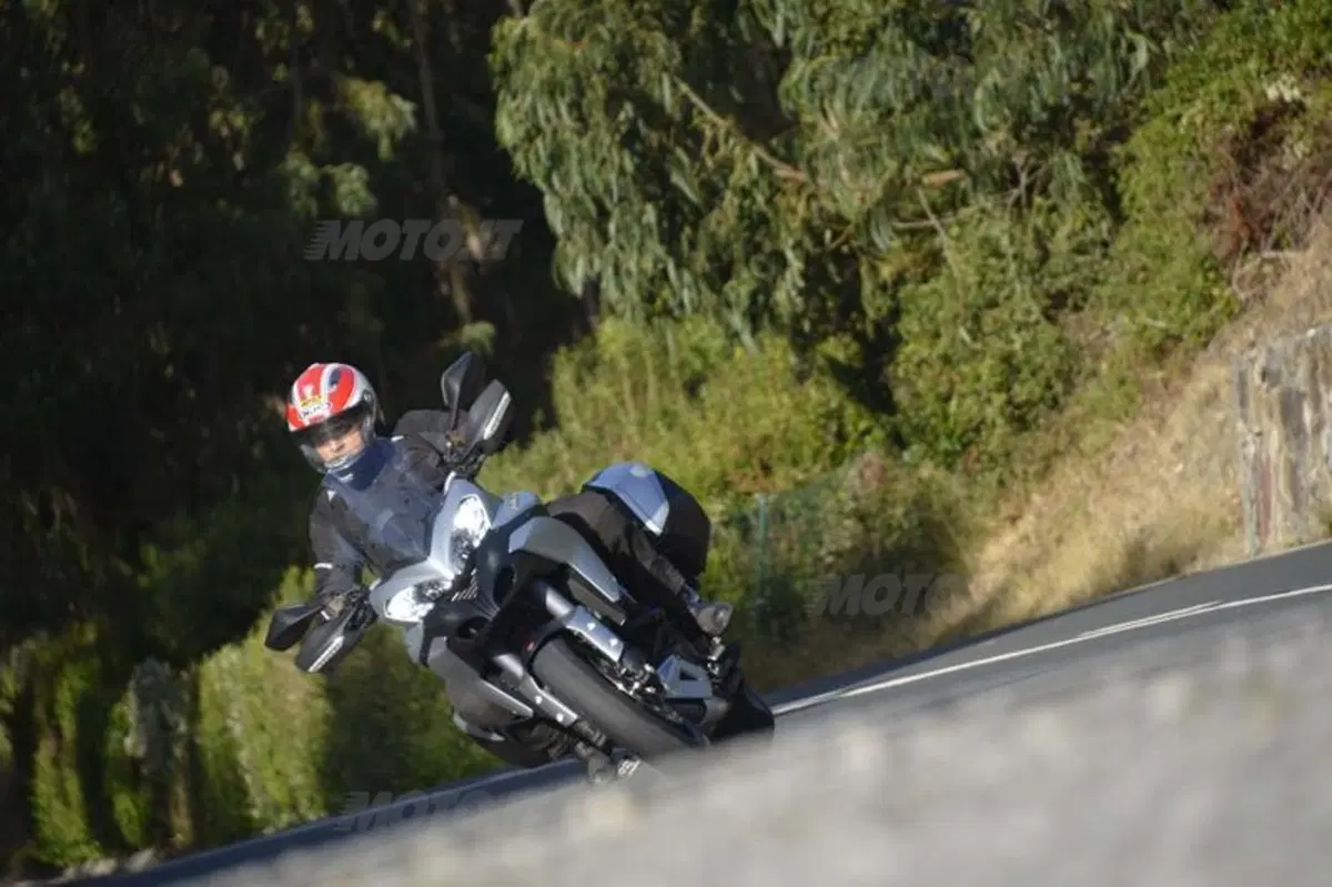 Ducati Multistrada 1200  (8)