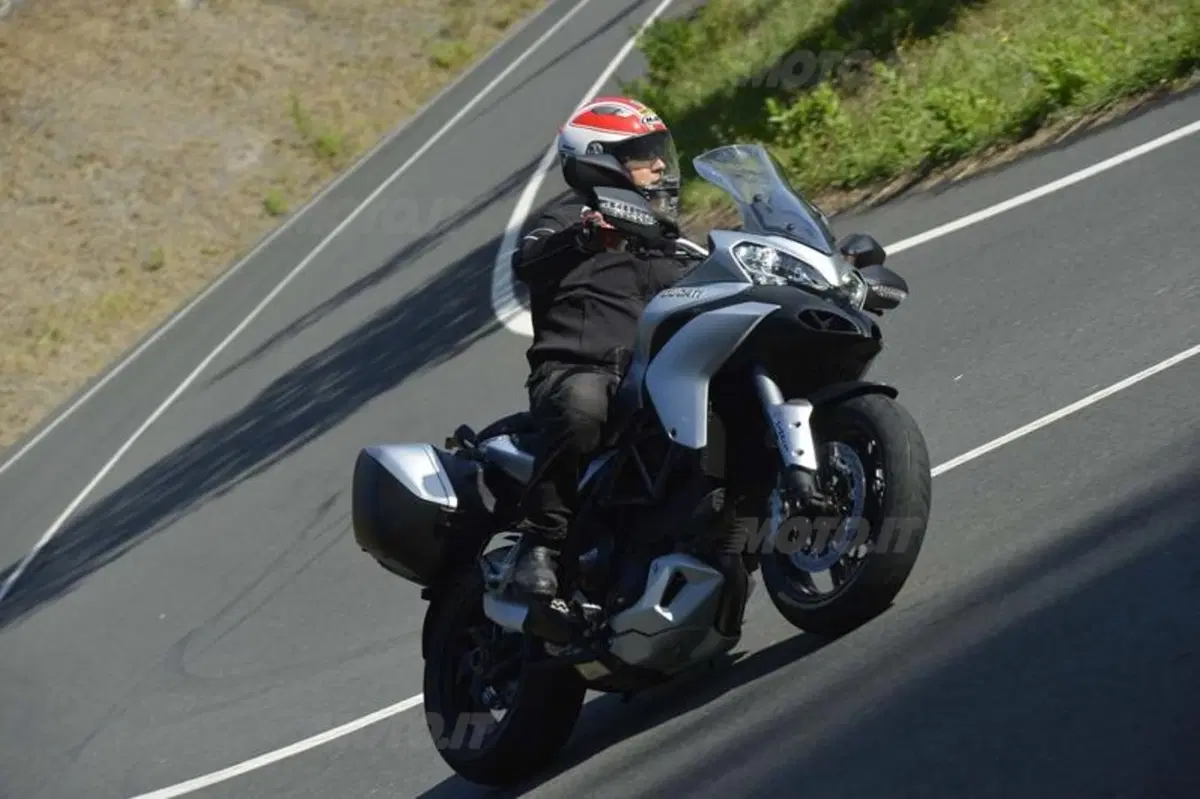 Ducati Multistrada 1200  (11)