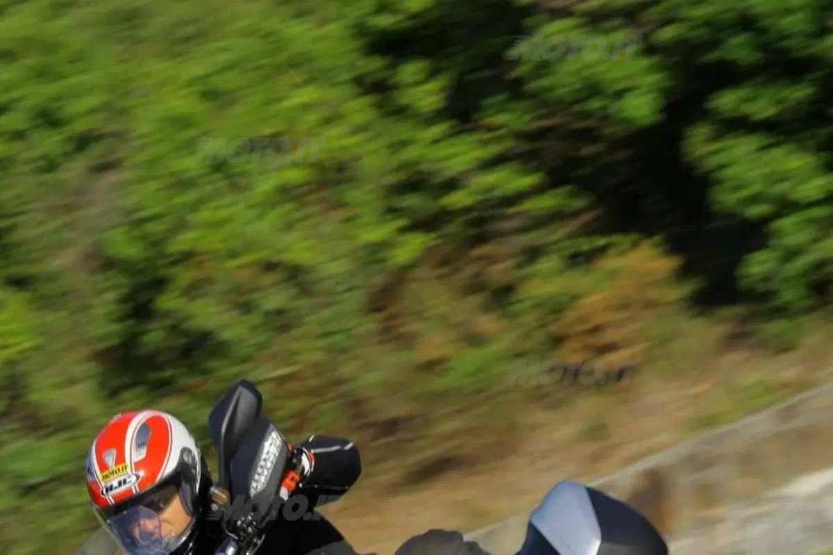 Ducati Multistrada 1200  (16)
