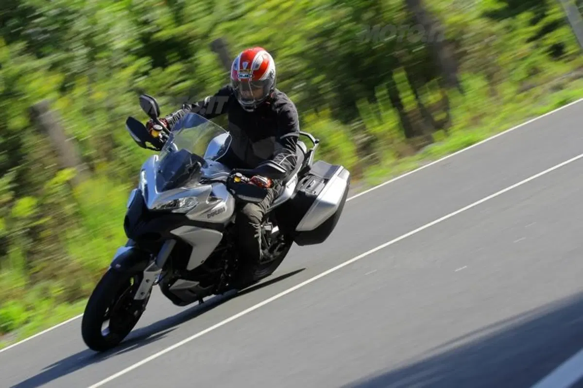 Ducati Multistrada 1200  (17)