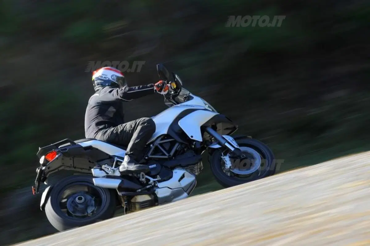 Ducati Multistrada 1200  (19)