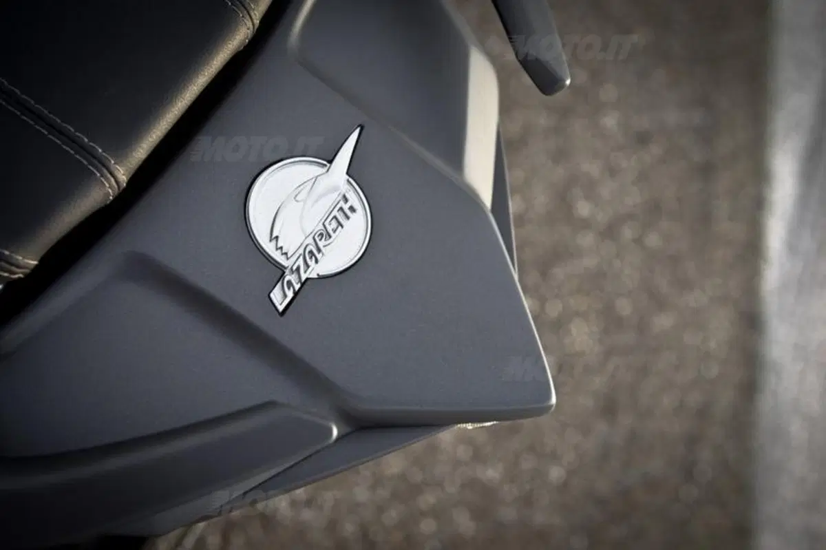 Yamaha T-MAX Hyper Modified by Ludovic Lazareth (18)