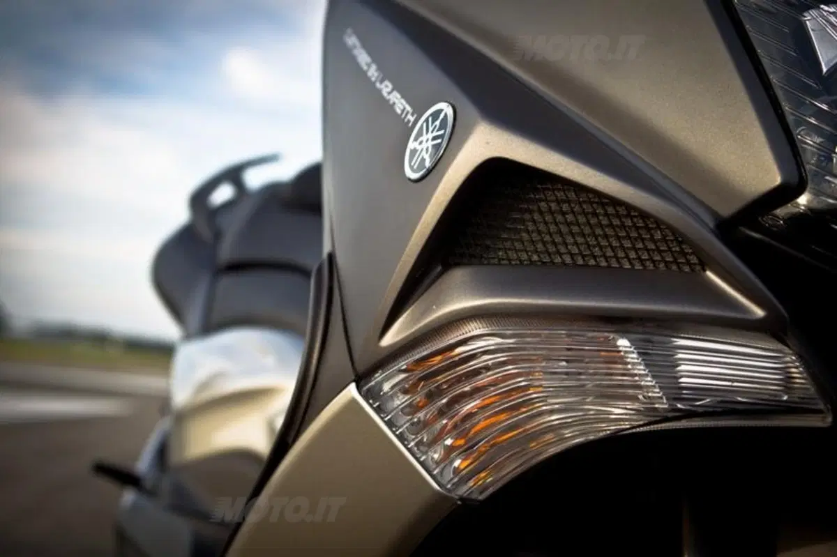 Yamaha T-MAX Hyper Modified by Ludovic Lazareth (21)
