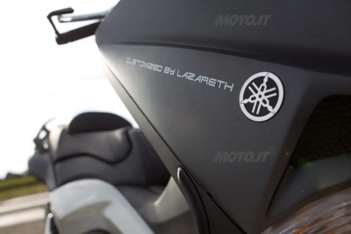 Yamaha T-MAX Hyper Modified by Ludovic Lazareth (27)