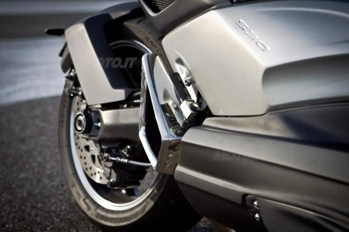 Yamaha T-MAX Hyper Modified by Ludovic Lazareth (29)