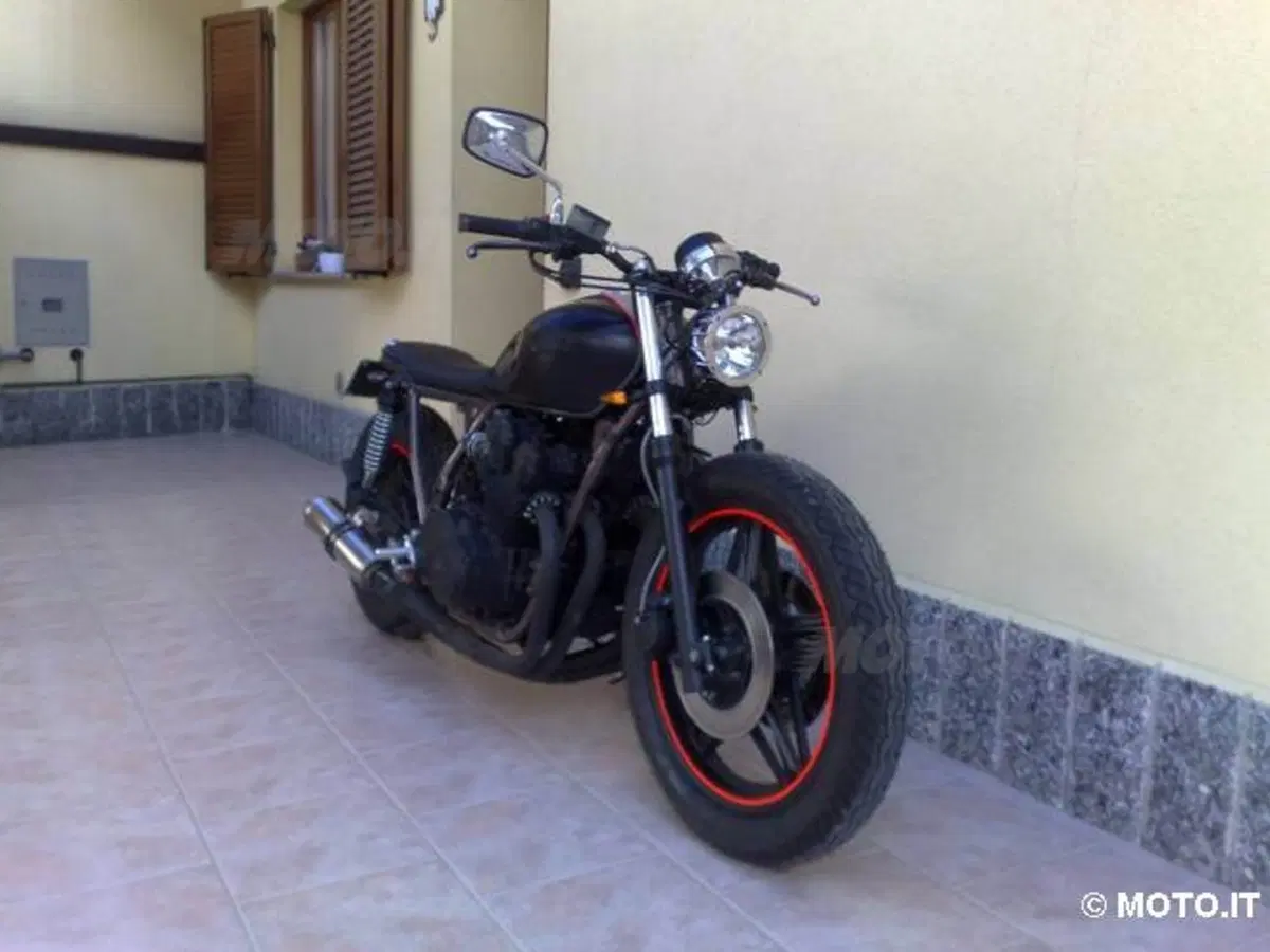 Le strane di Moto.it: Honda CB750