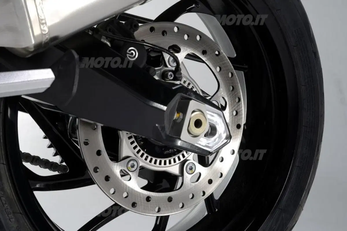 Intermot 2012: Husqvarna Nuda 900 e 900R 2013 (8)