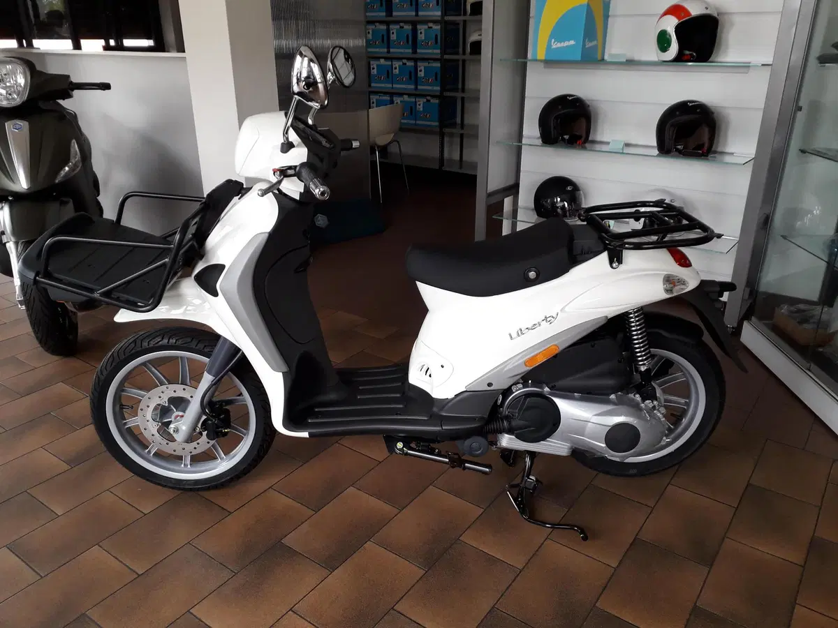 Piaggio Liberty 125 Liberty 125 Delivery Cbs (2019 - 20) (5)