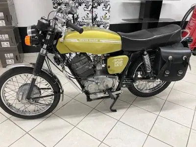 Moto Guzzi Stornello 125 d'epoca