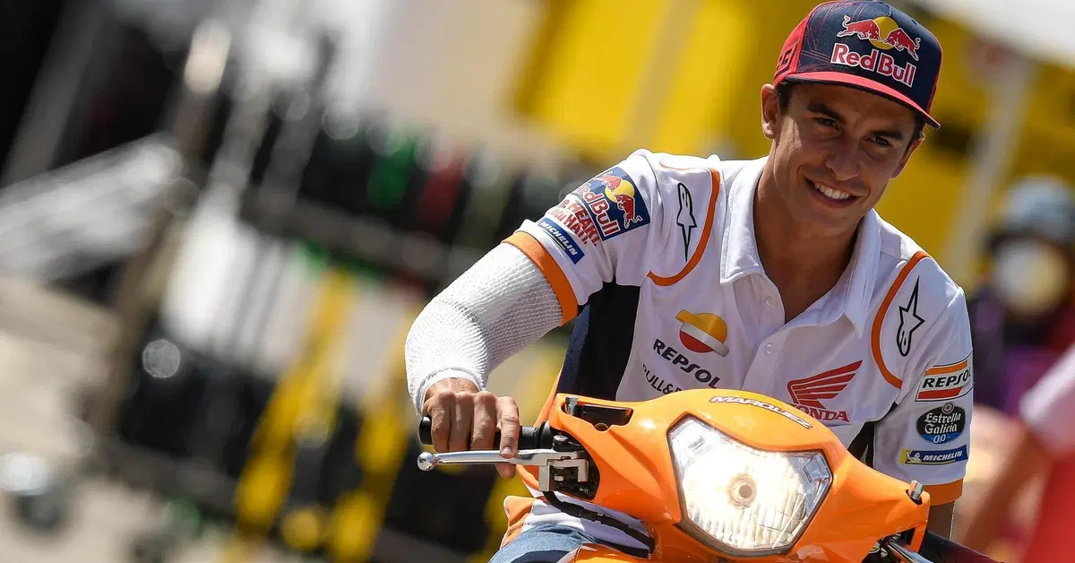 MotoGP 2020, Brivio (Suzuki): "Quando un pilota insiste, difficile fermarlo..."