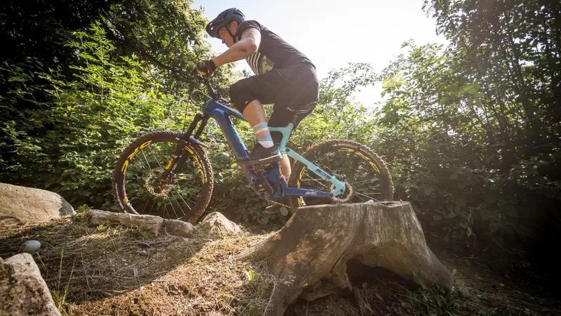 TEST - Fulgur Mula, l'anello di congiunzione tra eBike e moto da Enduro