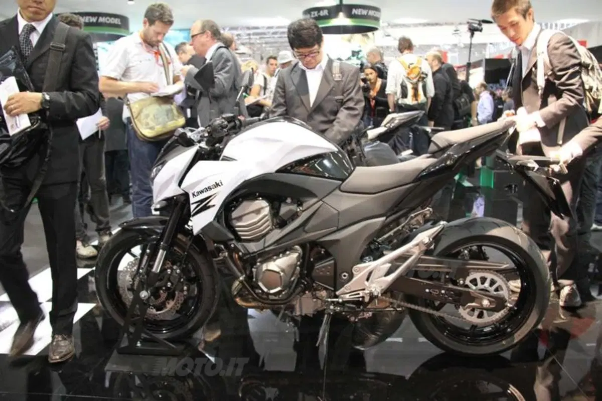 Intermot 2012: Ecco la Kawasaki Z800 (5)