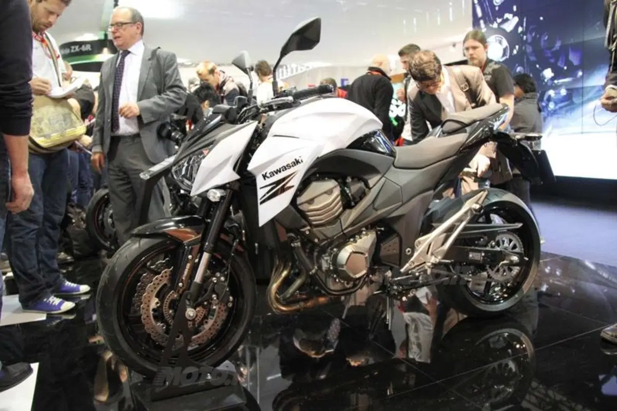 Intermot 2012: Ecco la Kawasaki Z800 (6)
