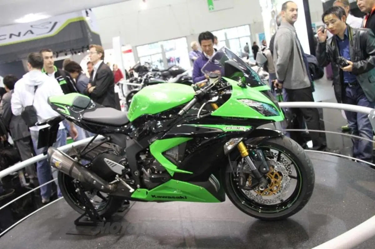 Intermot 2012: Ecco la Kawasaki Z800 (10)