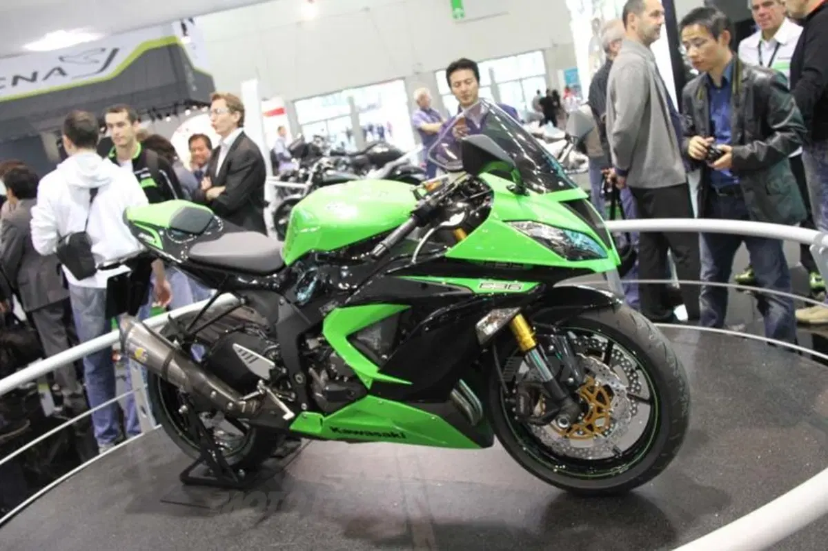 Intermot 2012: Ecco la Kawasaki Z800 (11)
