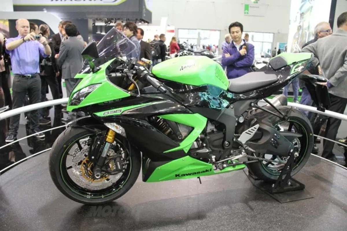 Intermot 2012: Ecco la Kawasaki Z800 (12)