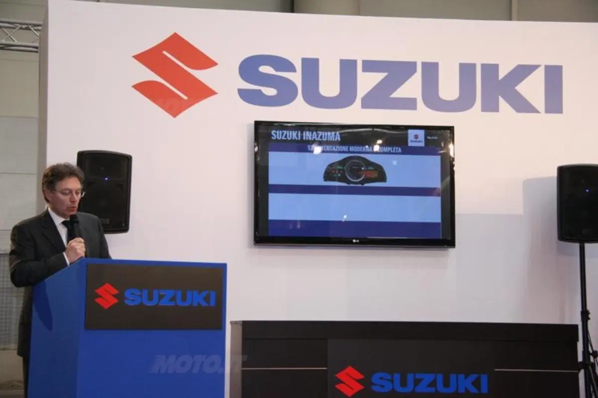 Suzuki Inazuma 250. Svelati i prezzi (21)