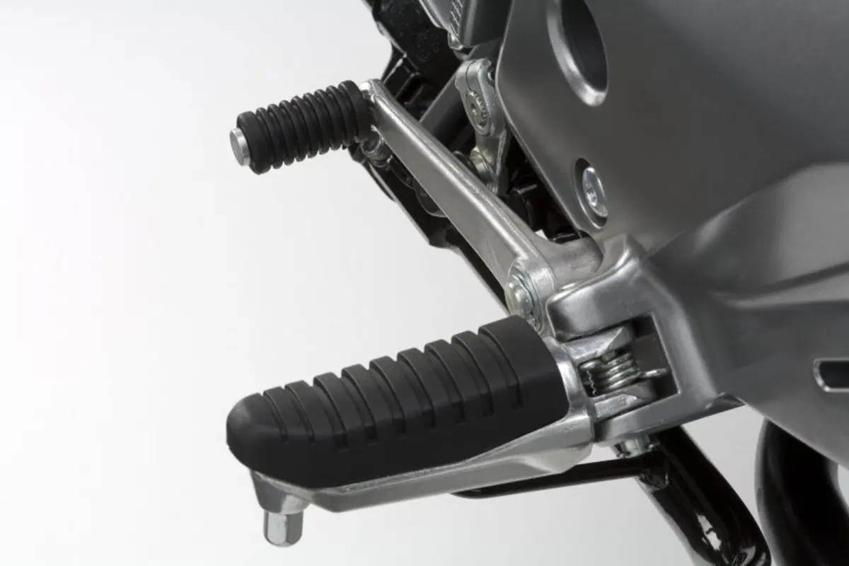 Suzuki Inazuma 250. Svelati i prezzi (30)