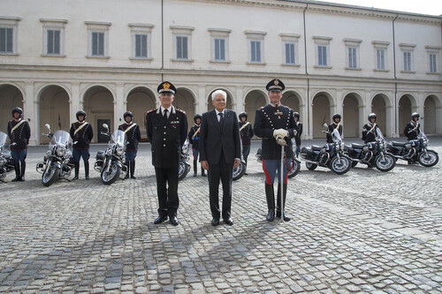 Presentate al Capo dello Stato le Moto Guzzi California dei Corazzieri (4)