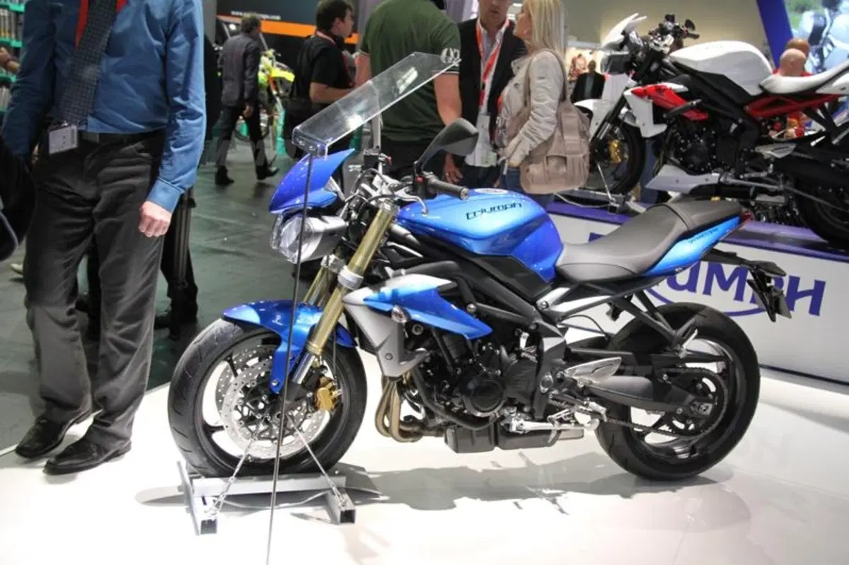 Intermot 2012: Le nuove Triumph Street Triple e Street Triple R (4)