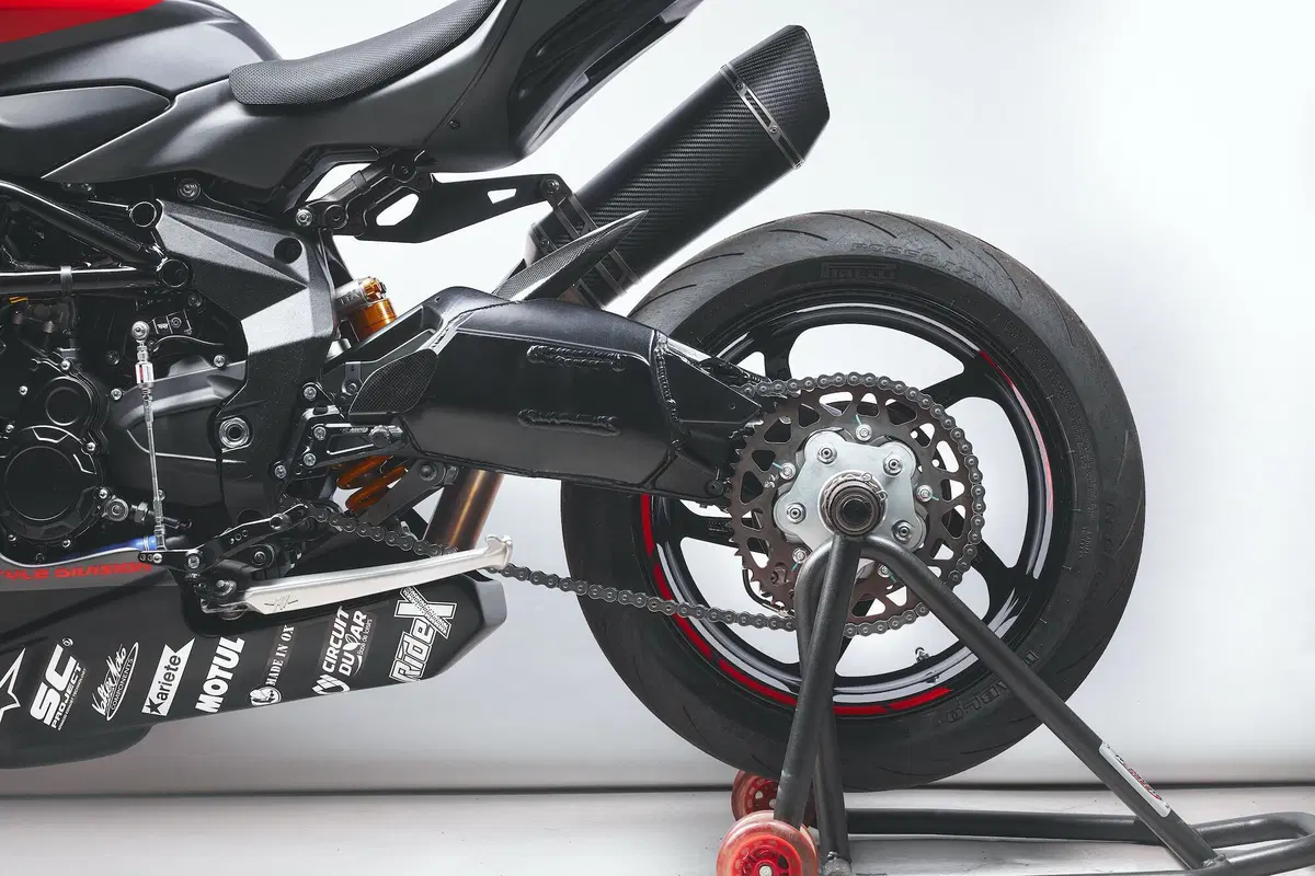 MV Agusta: nasce la Freestyle division (15)