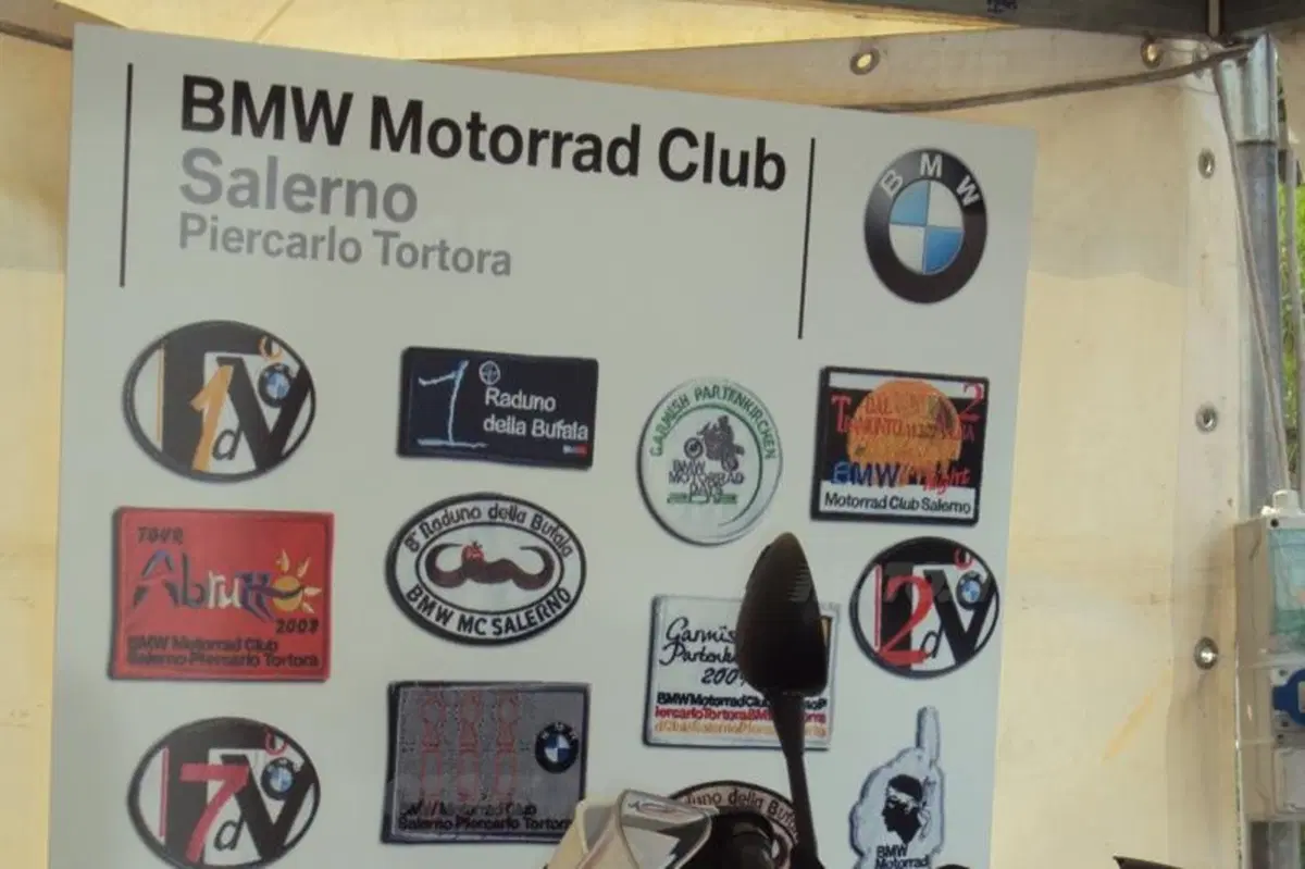 BMW. Il meeting del Sud richiama centinaia di motociclisti (8)